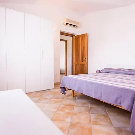 בית נופש Molly *